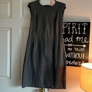 Banana republic grey dresses with slight shoulder padding
